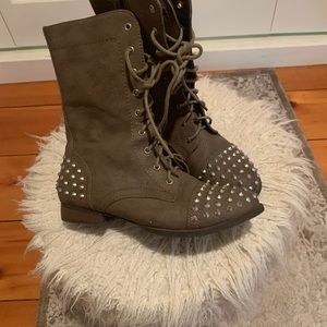 Womens fashion boots